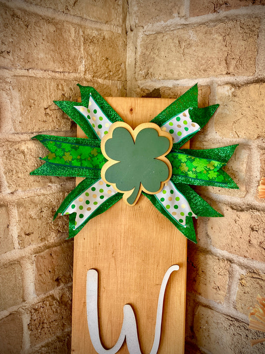 St. Patrick's Day Welcome Board Topper