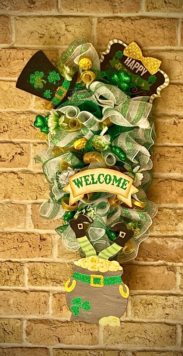 St. Patrick's Day Swag Wreath